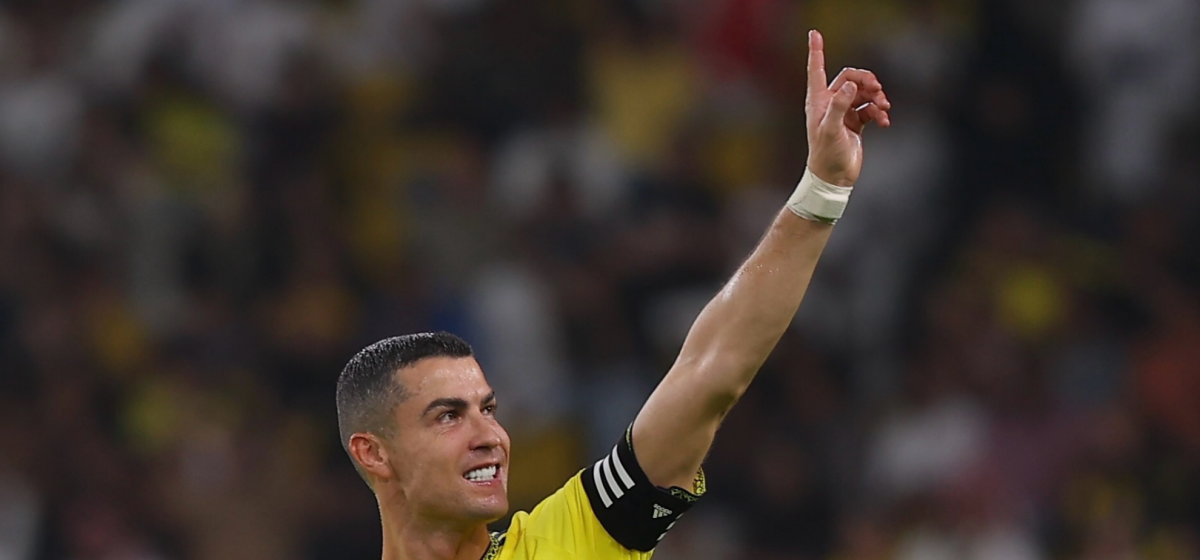 Ronaldo waves Saudi flag scarf as Al-Nassr win follows missile alert delay in Riyadh